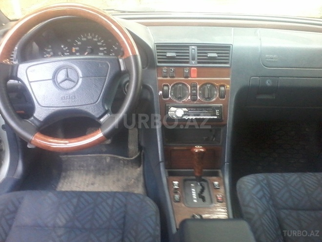 Mercedes C 250 1994, 323,000 km - 2.5 л - Sumqayıt
