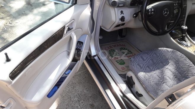 Mercedes C 230 2006, 210,000 km - 2.5 l - Bakı