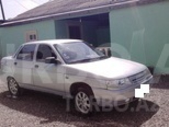 LADA (VAZ) 2110 2005, 110,000 km - 1.6 l - Quba