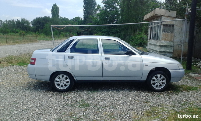 LADA (VAZ) 2110 2005, 110,000 km - 1.6 l - Quba