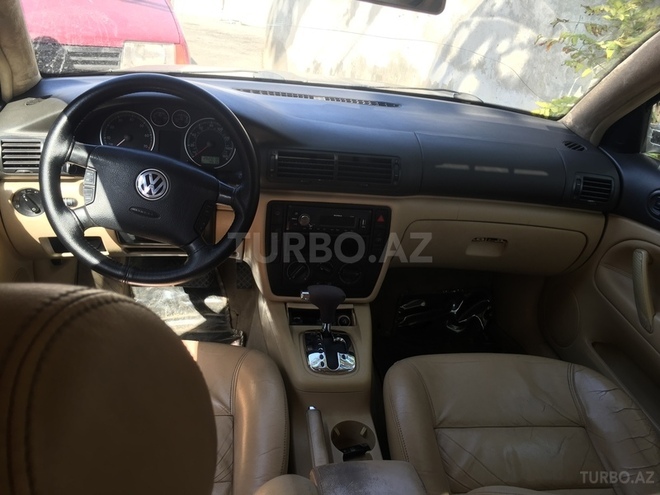 Volkswagen Passat 2002, 225,000 km - 1.8 l - Bakı