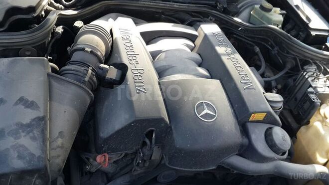 Mercedes E 280 1999, 241,100 km - 0.3 l - Bərdə