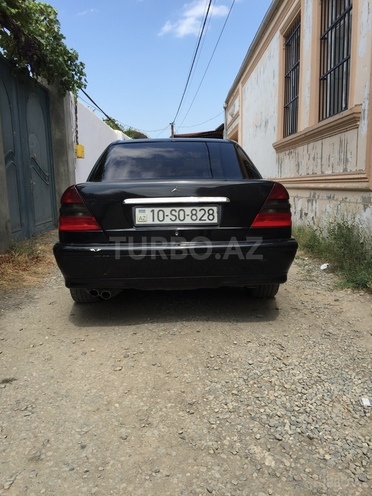 Mercedes C 240 1998, 323,000 km - 2.4 l - Gəncə