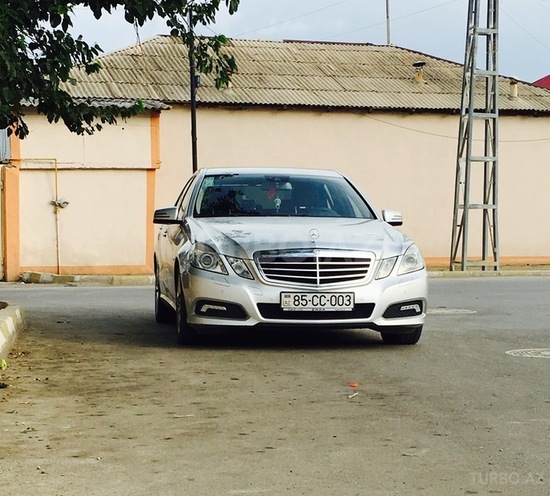 Mercedes E 220 2009, 120,000 km - 2.1 л - Bakı