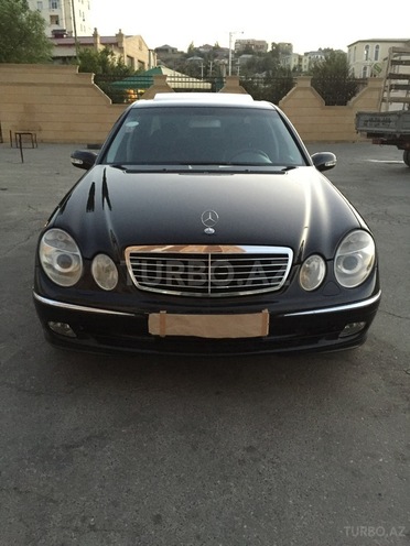 Mercedes E 320 2003, 228,000 km - 3.2 l - Bakı