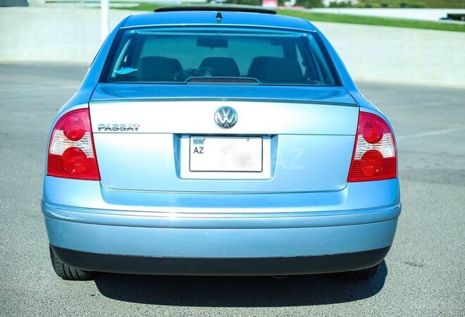 Volkswagen Passat 2003, 110,058 km - 1.8 л - Bakı