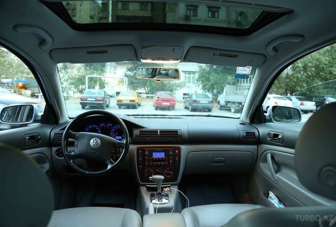 Volkswagen Passat 2003, 110,058 km - 1.8 л - Bakı