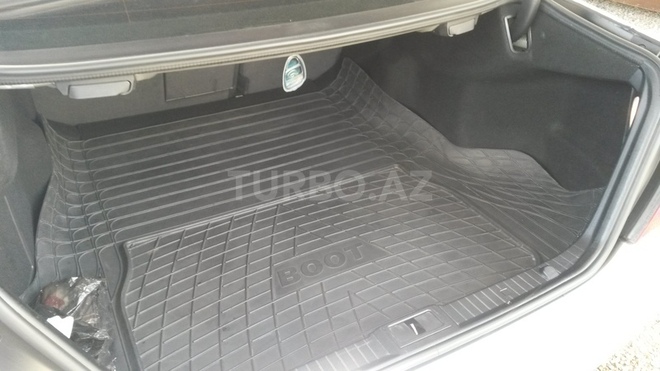 Mercedes E 220 2005, 204,000 km - 2.2 l - Bakı