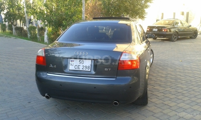 Audi A4 2003, 195,000 km - 1.8 l - Bakı