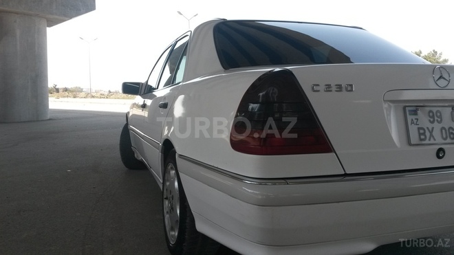 Mercedes C 230 1999, 230,000 km - 2.3 l - Bakı