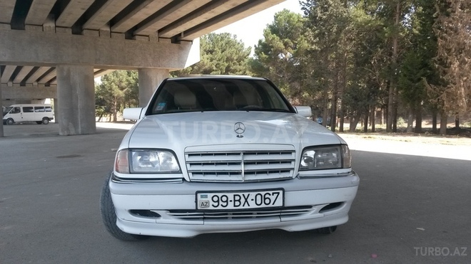 Mercedes C 230 1999, 230,000 km - 2.3 l - Bakı