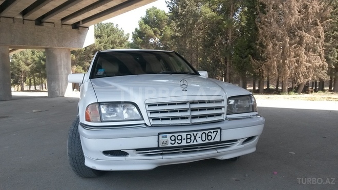 Mercedes C 230 1999, 230,000 km - 2.3 l - Bakı