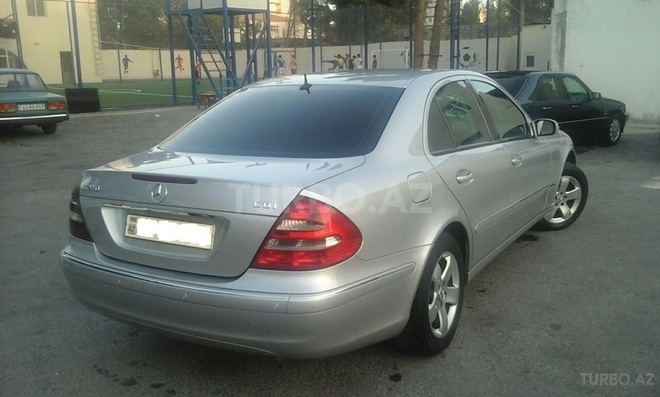 Mercedes E 270 2002, 474,000 km - 2.7 l - Bakı