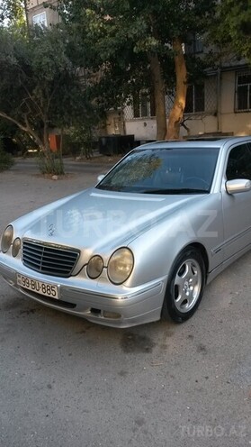 Mercedes E 320 1999, 210,000 km - 3.2 l - Bakı