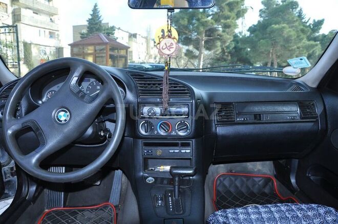 BMW 320 1992, 346,812 km - 2.0 л - Bakı