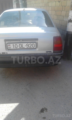 Opel Omega 1987, 198,000 km - 0.2 l - Bakı