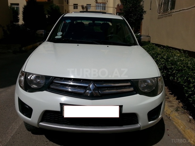 Mitsubishi L200 2012, 72,000 km - 2.5 l - Bakı