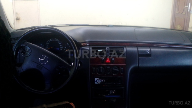 Mercedes C 220 2002, 248,567 km - 2.2 l - Bakı