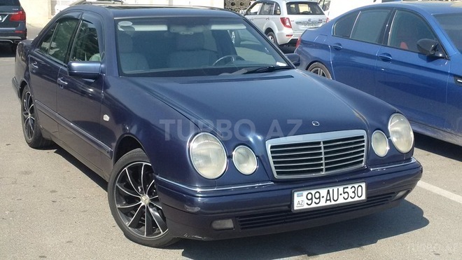 Mercedes E 200 1996, 438,000 km - 2.0 l - Bakı