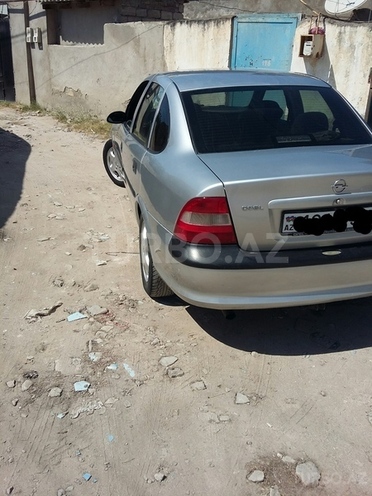Opel Vectra 1998, 300,000 km - 1.6 l - Sumqayıt