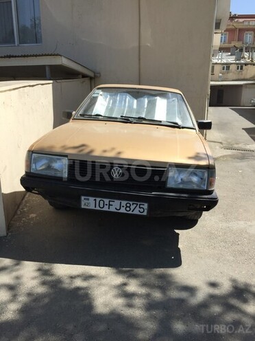 Volkswagen  1982, 402,043 km - 1.6 l - Bakı