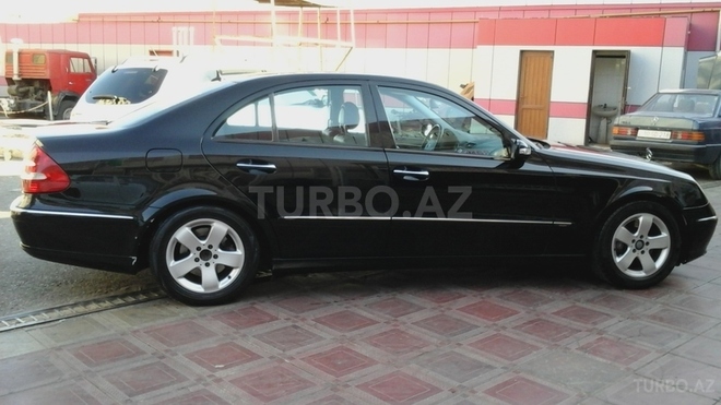 Mercedes E 350 2005, 207,000 km - 3.5 л - Bakı