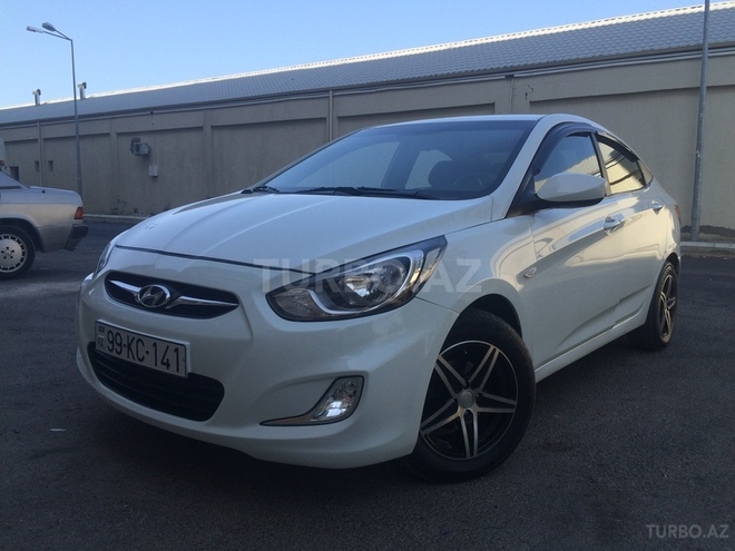 Hyundai Accent 2013, 72,800 km - 1.6 l - Bakı
