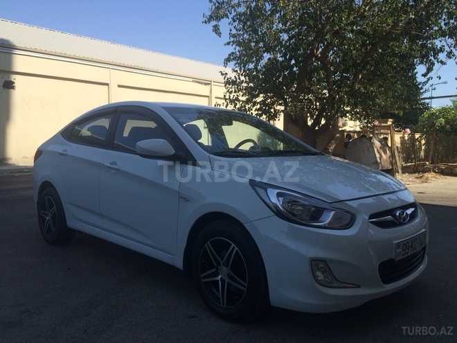 Hyundai Accent 2013, 72,800 km - 1.6 l - Bakı