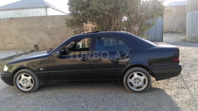 Mercedes C 200 1997, 178,500 km - 2.0 l - Bakı