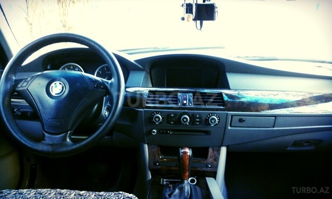 BMW 525 2005, 150,000 km - 2.5 l - Bakı