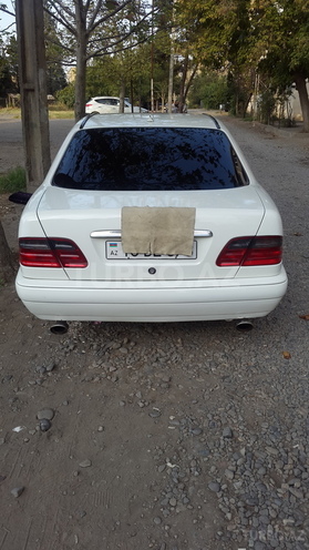 Mercedes E 230 1997, 210,000 km - 2.3 l - Gəncə