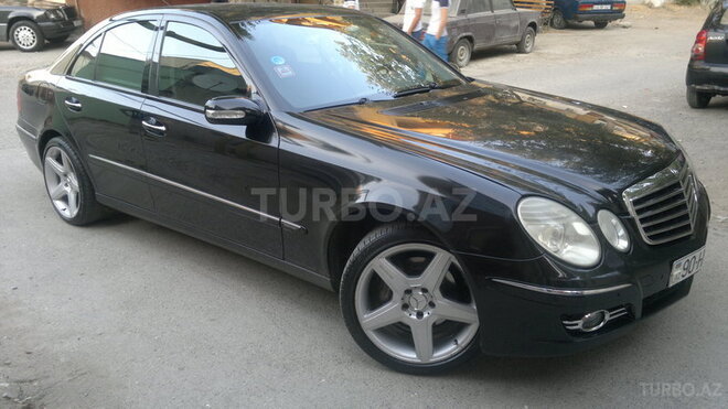 Mercedes E 320 2003, 215,000 km - 3.2 л - Xırdalan