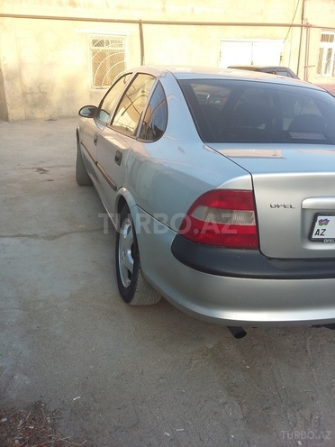 Opel Vectra 1998, 320,000 km - 1.6 л - Sumqayıt