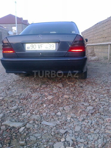 Mercedes C 220 2000, 32,000 km - 2.2 л - Bakı