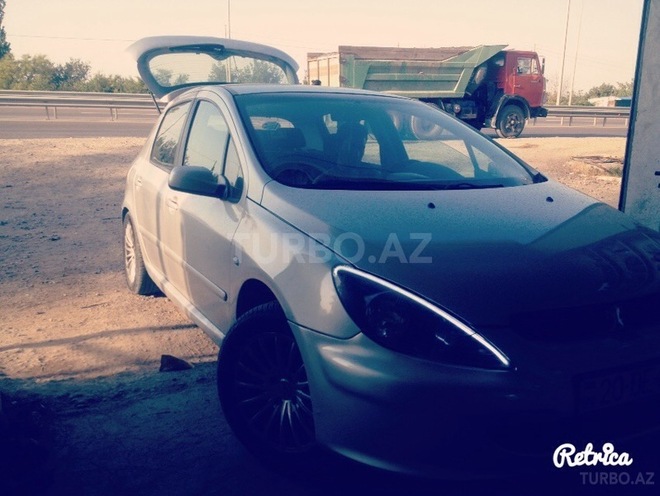 Peugeot 307 2002, 220,000 km - 1.6 l - Gəncə