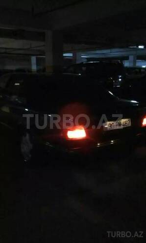 Mercedes E 240 1998, 230,000 km - 2.4 l - Bakı