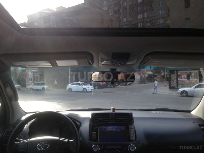 Toyota Prado 2010, 133,500 km - 2.7 l - Bakı