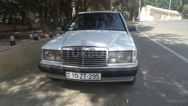 Mercedes 190 1988, 3,763,340 km - 2.0 л - Bakı