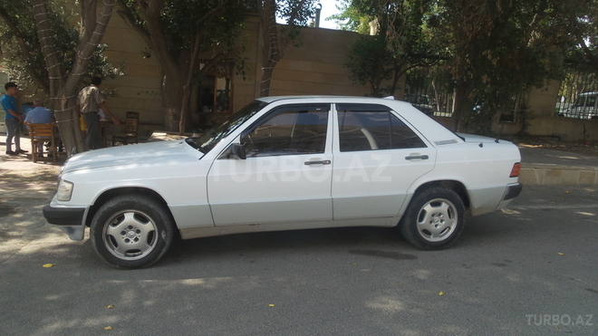 Mercedes 190 1988, 3,763,340 km - 2.0 л - Bakı