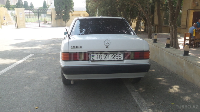 Mercedes 190 1988, 3,763,340 km - 2.0 л - Bakı