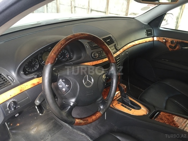 Mercedes E 350 2005, 180,178 km - 3.5 l - Bakı