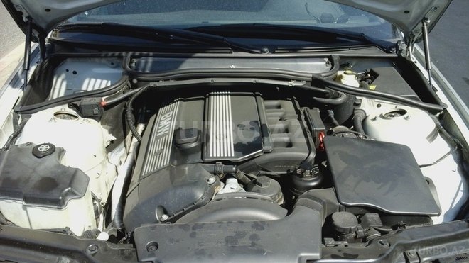 BMW 320 2003, 141,000 km - 2.0 l - Bakı