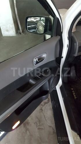 Nissan X-Trail 2009, 135,000 km - 2.5 l - Bakı