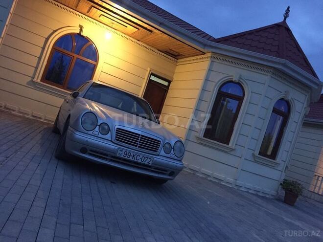 Mercedes E 300 1998, 230,000 km - 3.0 l - Bakı