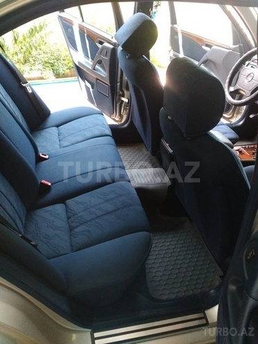 Mercedes E 220 1999, 258,000 km - 2.2 l - Şəmkir