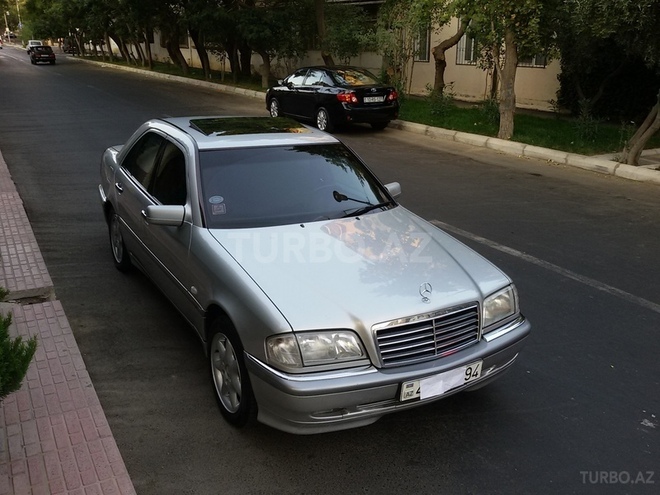 Mercedes C 180 1999, 210,000 km - 1.8 l - Bakı