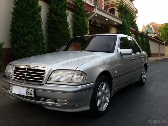 Mercedes C 180 1999, 210,000 km - 1.8 l - Bakı