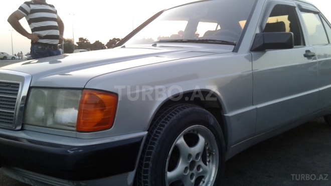 Mercedes 190 1990, 393,810 km - 2.0 l - Bakı