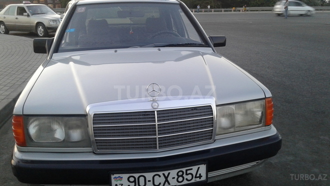 Mercedes 190 1990, 393,810 km - 2.0 l - Bakı