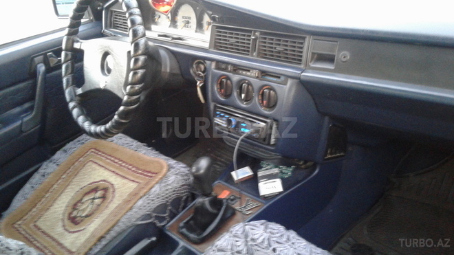 Mercedes 190 1990, 393,810 km - 2.0 l - Bakı